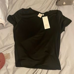 black basic tee